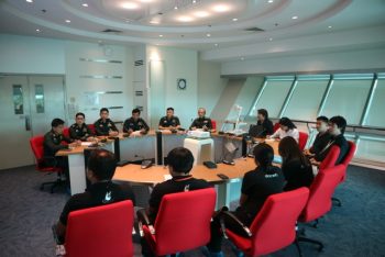 บรรยากาศในห้องประชุม