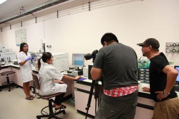 เก็บบรรยากาศภายในห้องปฏิบัติการต่างๆ ของ มว.