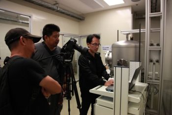 เก็บบรรยากาศภายในห้องปฏิบัติการต่างๆ ของ มว.